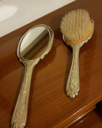 Set spazzola e specchio anni 60