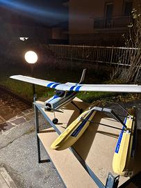 Aeromodello Cessna in Balsa+ galleggianti