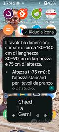 Parete attrezzata e tavolo