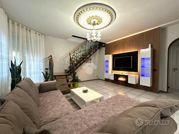 4 LOCALI A MARTINENGO