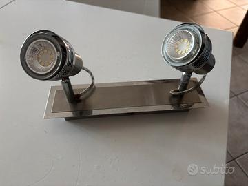 Lampadario a 2 faretti