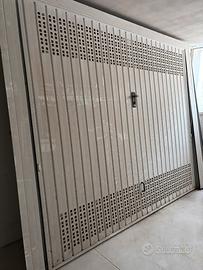 Bandone per Garage