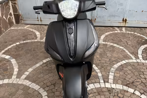 Piaggio Liberty 50 i-get - Total Black