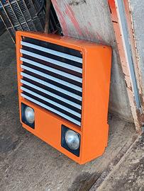 Cofano per trattore Fiat