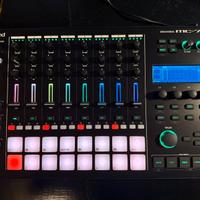 Roland groovebox MC 707