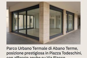 Negozio con vetrine su 3 lati - Abano Terme