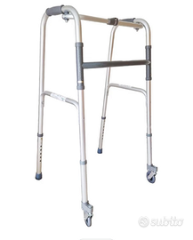 Deambulatore più piedini con ruote