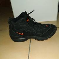 Scarpe sportive Nike nuove