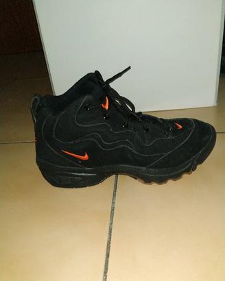 Scarpe sportive Nike nuove