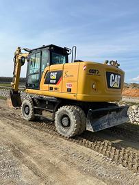 Escavatore Gommato cat