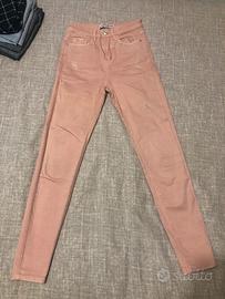 3 pantaloni Stradivarius