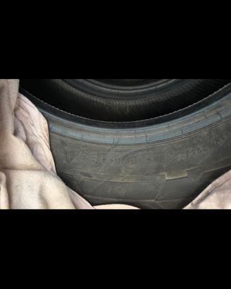 Gomme Continental 225/75 r 16 c