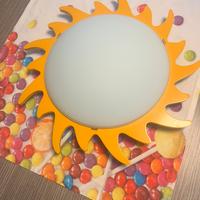 Plafoniera a forma di sole