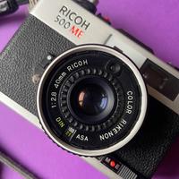 Macchina fotografica Ricoh 500 ME