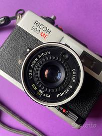 Macchina fotografica Ricoh 500 ME