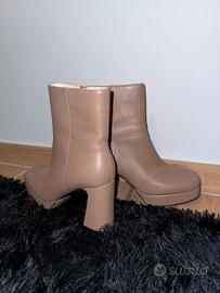 STIVALETTO BASSO TACCO LARGO