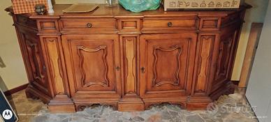 Mobile vintage stile XVIi secolo in legno