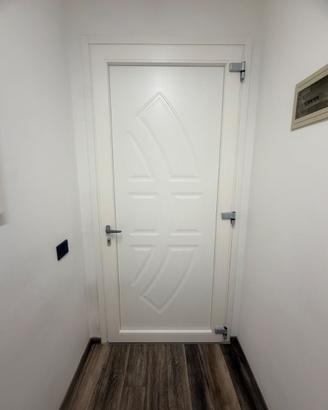 Porta ingresso