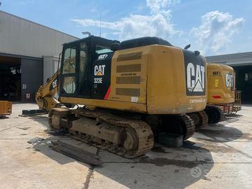 Escavatore cat 323e Non funzionante