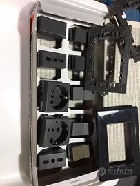 Frutti punti luce Legrand ego Ticino