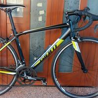 BICI DA STRADA GIANT 