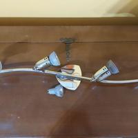 lampada faretto a 4 led