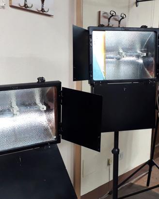 Fari, illuminatori foto video