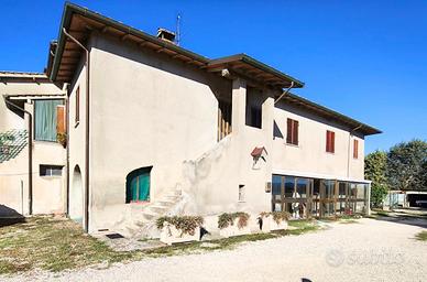 CASA SEMINDIPENDENTE A PERUGIA