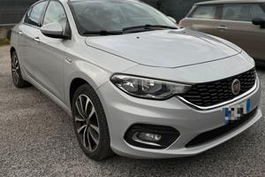 Fiat Tipo 1.6 Mjt 4 porte Opening Edition
