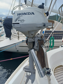Fuoribordo tender honda four