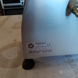 elettrodomestici casalinghi 