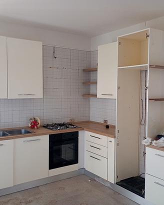 cucina, salotto , camera letto buon prezzo 