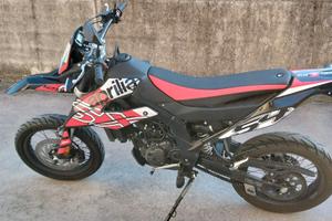 Moto aprilia sx 125