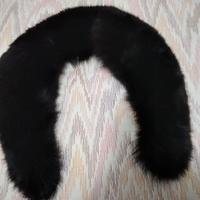 Collo di pelliccia di volpe nera
