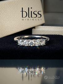 Anello Riviera Bliss in Oro e diamanti
