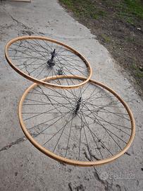 Coppia cerchi bici in legno marca Clement vintage