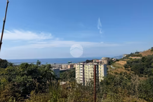 TERRENO A GENOVA