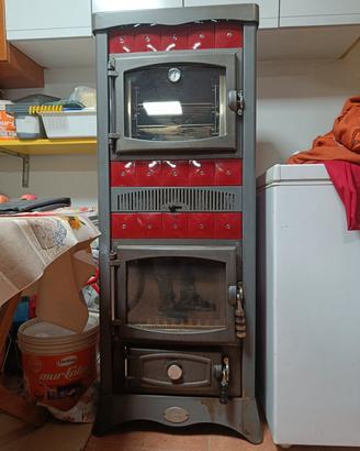 Stufa a legna con forno Anselmo Cola