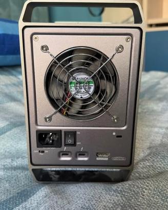 Box esterno Akitio QuadX