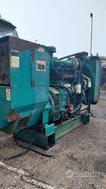 GENERATORE CON MOTORE CUMMINS 4 CILINDRI TURBO