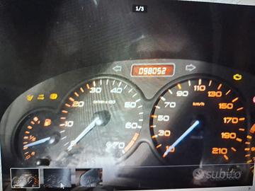 Peugeot 200 Tachimetro Contachilometri Quadro Stru