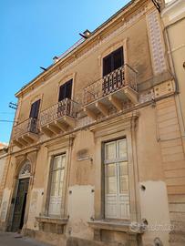 Palazzo stile liberty