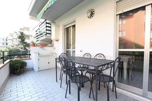 4 LOCALI A ALBA ADRIATICA