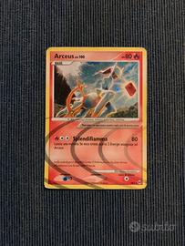 Carte pokemon arceus fuoco