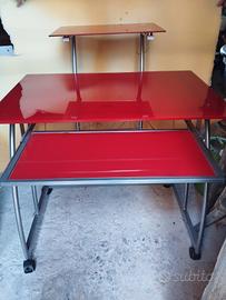 scrivania in buonissimo stato 