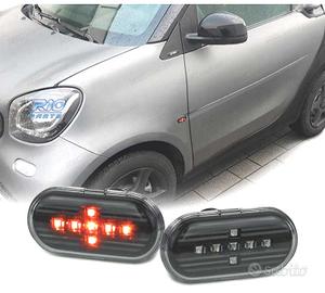 FRECCIE LATERALI PER SMART FORTWO 453 14- LED NERO