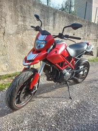 hypermotard 796