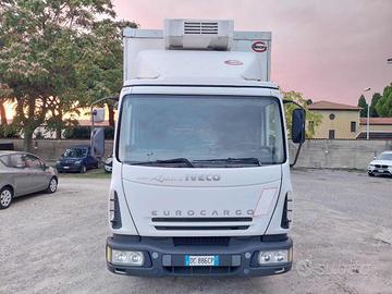 IVECO eurocargo Sponda Idraulica Refrigerato