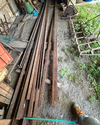 Profilato in ferro grezzo lunghi 6m