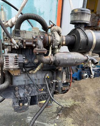 Motore Perkins 404D - 22T